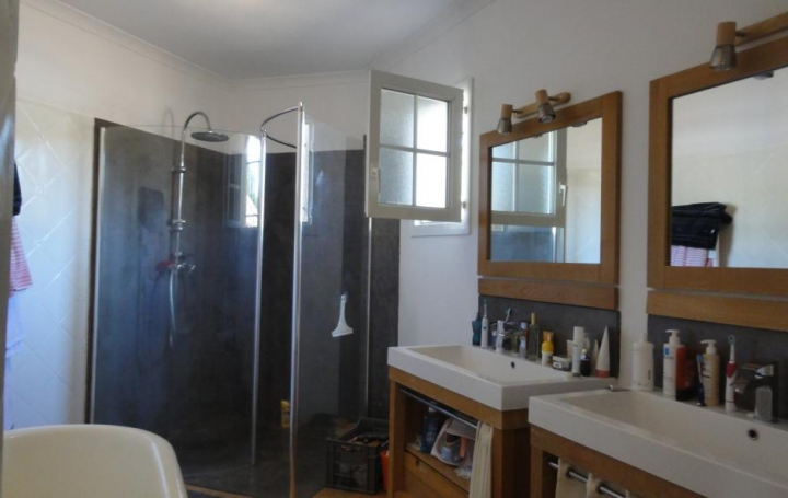 CHERCHE MIDI IMMOBILIER : Maison / Villa | UZES (30700) | 160 m2 | 395 000 € 