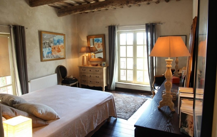 CHERCHE MIDI IMMOBILIER : Maison / Villa | UZES (30700) | 346 m2 | 880 000 € 