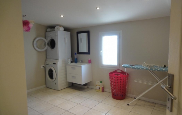 CHERCHE MIDI IMMOBILIER : House | UZES (30700) | 136 m2 | 367 500 € 