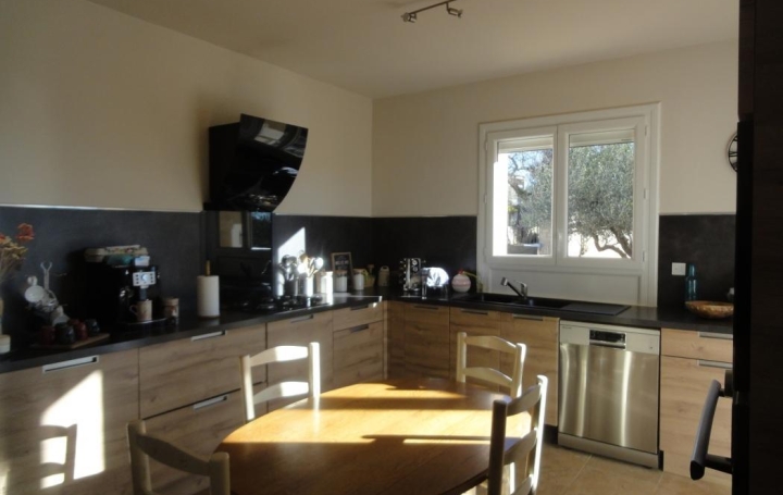 CHERCHE MIDI IMMOBILIER : House | UZES (30700) | 183 m2 | 730 000 € 